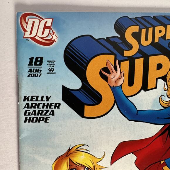 DC Comics SUPER GIRL VS. SUPER GIRL COMIC AUG 2007 Comic Book- BOARDED - Picture 4 of 7